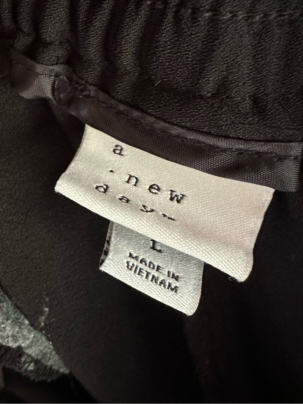 Black Wide Leg Elastic Waist Pants - Picture 3 of 3